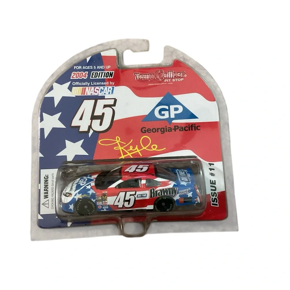 Assorted Die-Cast Racing Cars Collection - Picture 2 of 14
